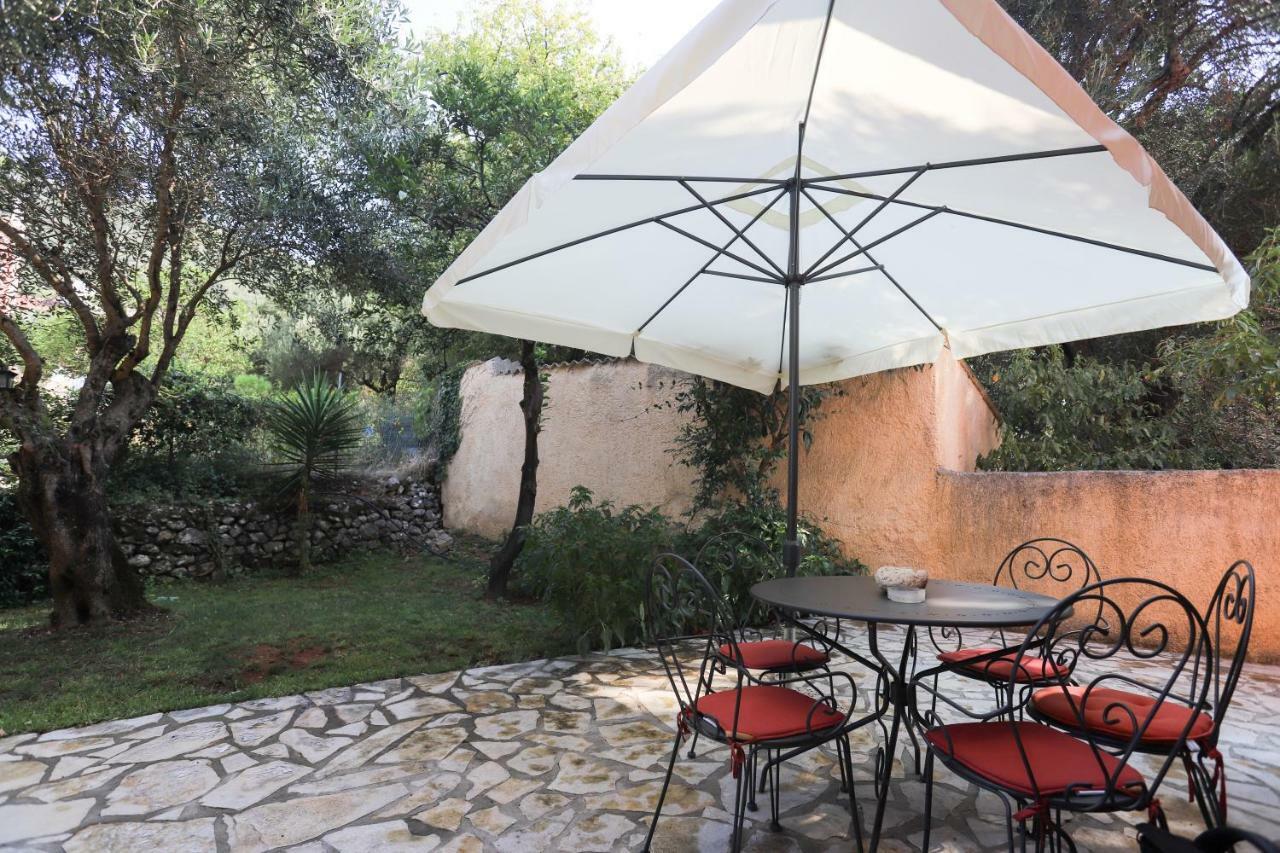 George'S Sweet N' Cozy Maisonette In Ipsos Corfu Exterior foto